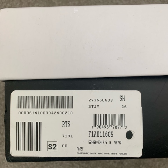 New in box Dolce Vita Booties With Fur Detail - Picture 6 of 6